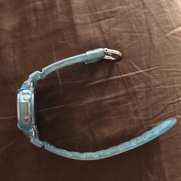 G-SHOCK WATCH - Picture 3 of 4